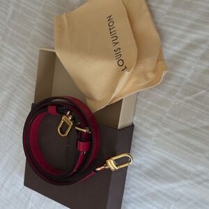 Louis Vuitton Vernis Leather Strap, Fuchsia - Full Inclusion
